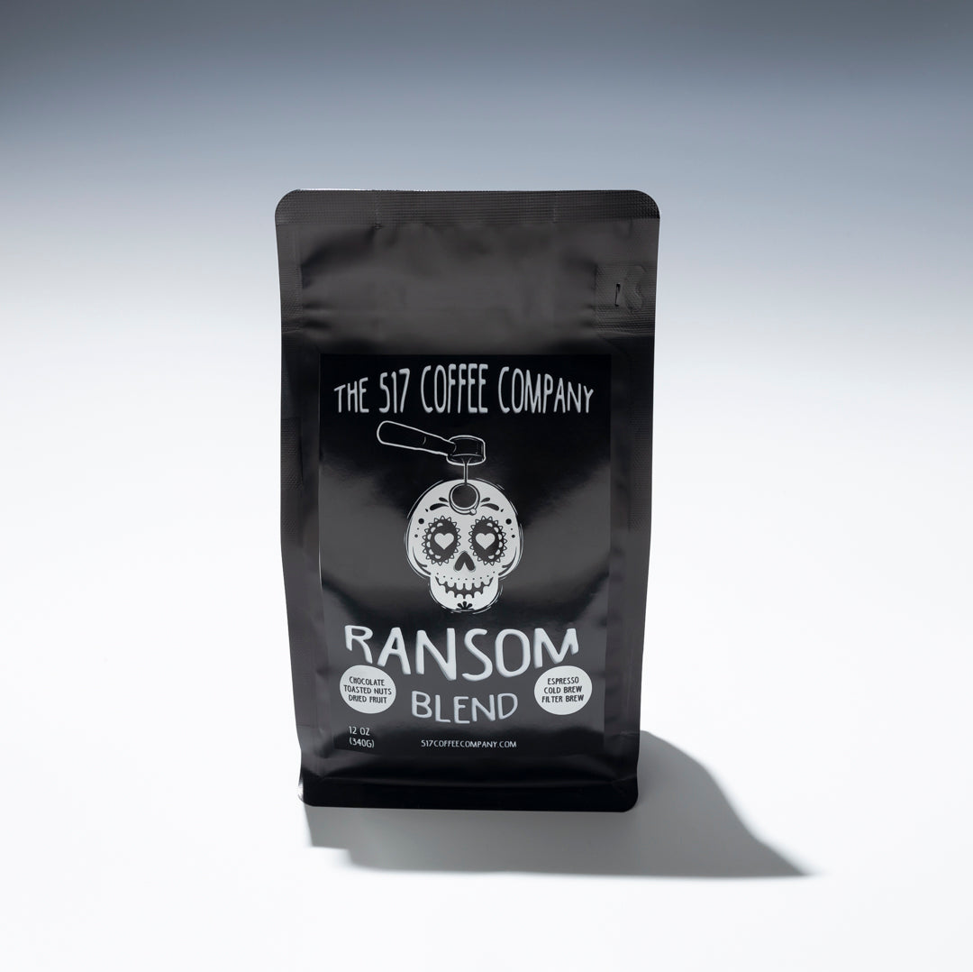 Our all purpose blend - great for espresso, cold brew or drip. It's a medium roast seasonal blend of Brazil & Ethiopia. Nutty with chocolate and dried fruits.